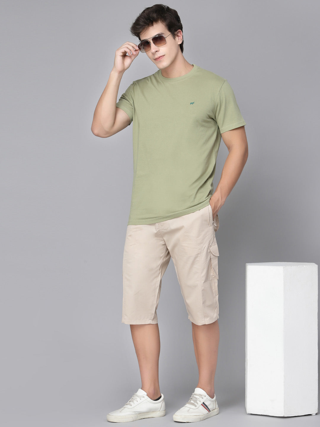 VINTAGE CARGO 3/4 SHORTS