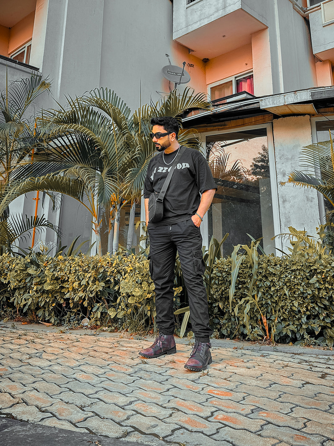 RITZY JOGGER PANTS SPIDER BLACK