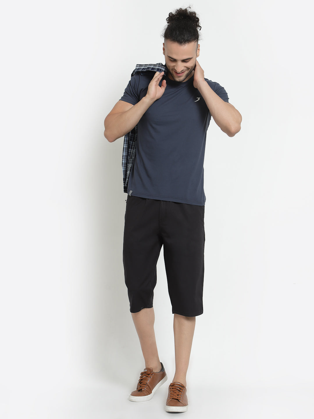CORE RELAXED 3/4 SHORTS